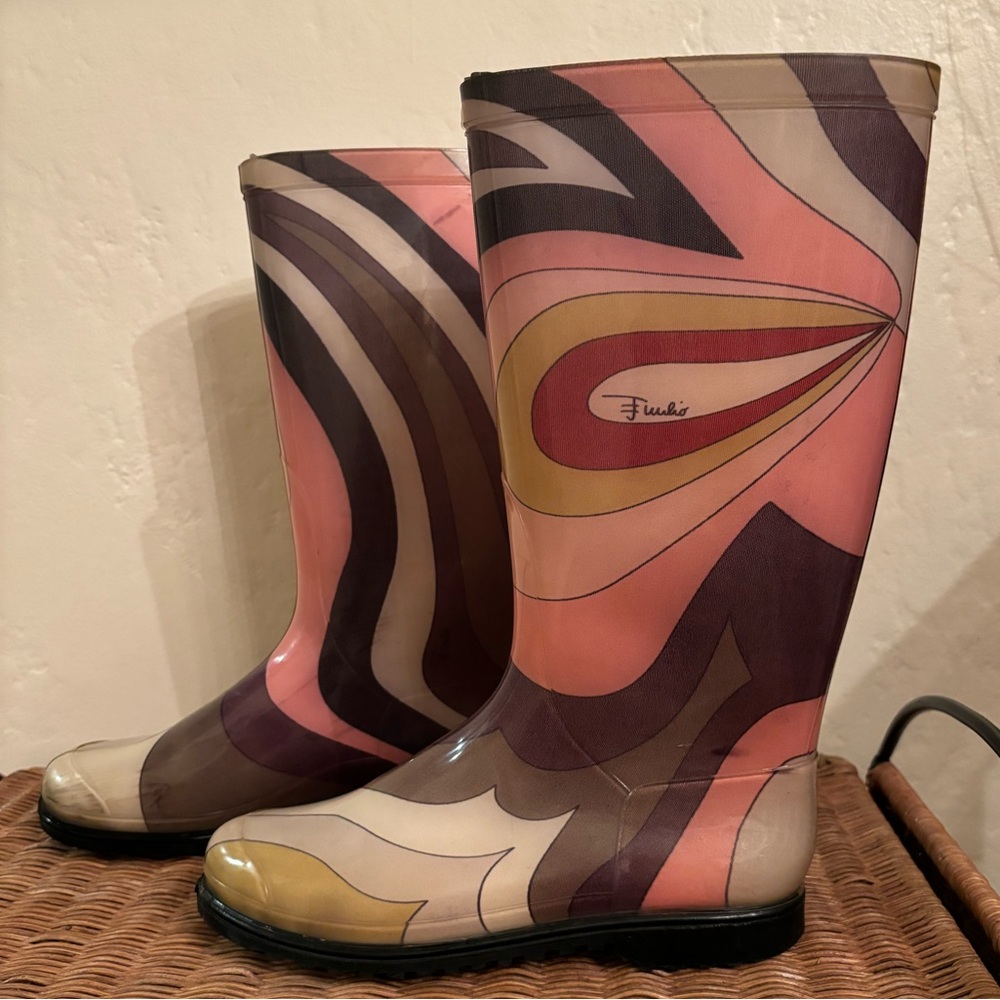 Emilio Pucci Geometric Rubber Rainboots Mid-Calf Size EU39